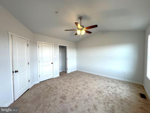 152 OLGA DR, Martinsburg, WV 25403