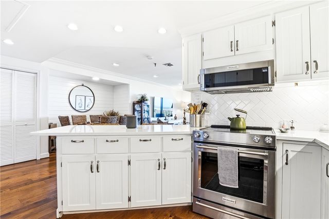 1 Marina Drive 309AB, St Simons Island, GA 31522