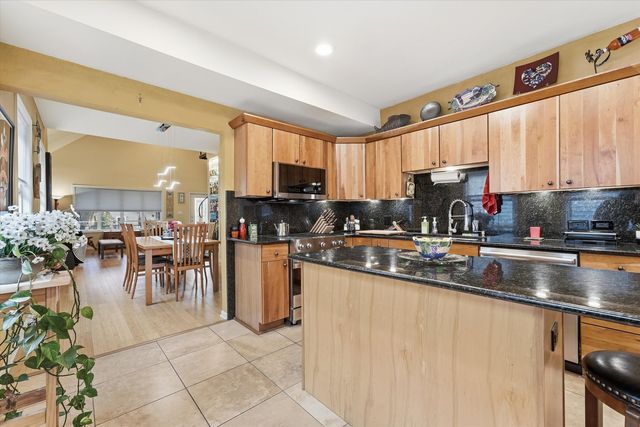 3619 S Parnell Avenue, Chicago, IL 60609