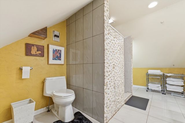 3619 S Parnell Avenue, Chicago, IL 60609