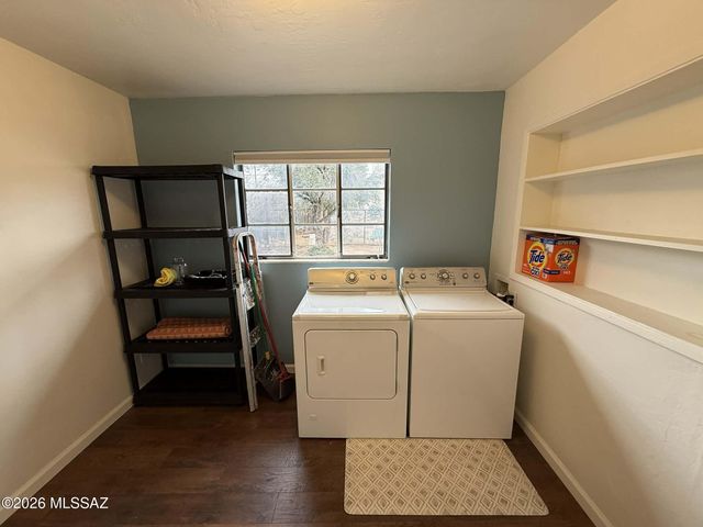 929 S 4th Avenue, Tucson, AZ 85701