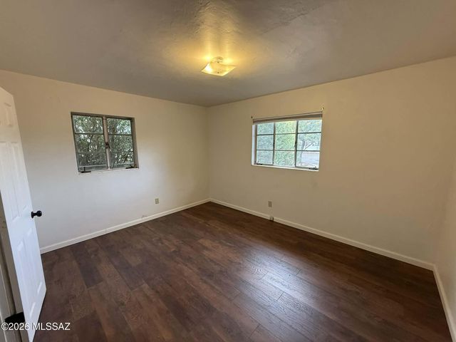 929 S 4th Avenue, Tucson, AZ 85701