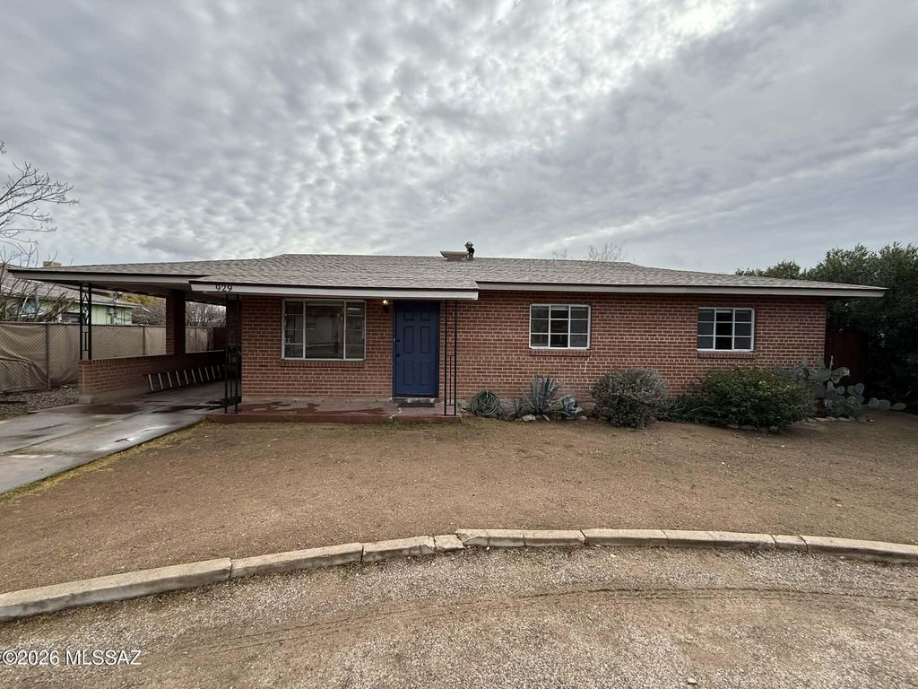 929 S 4th Avenue, Tucson, AZ 85701