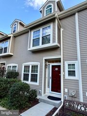 504 CHESWOLD CT #504, Chesterbrook, PA 19087