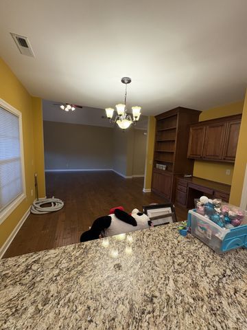 117 Grayson Ln, White House, TN 37188