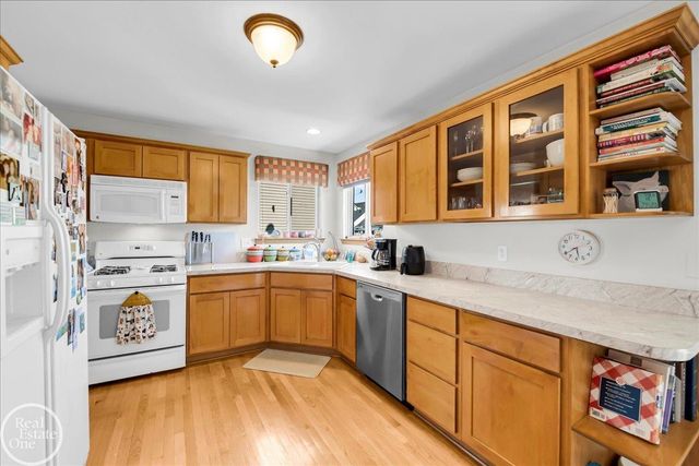 32058 Shadywood Drive, Chesterfield Twp, MI 48047
