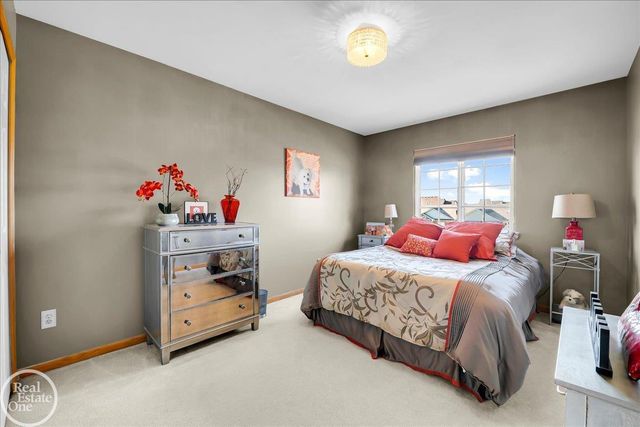 32058 Shadywood Drive, Chesterfield Twp, MI 48047