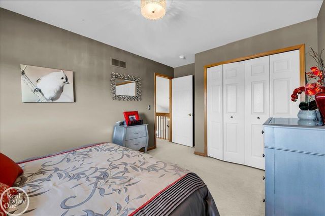 32058 Shadywood Drive, Chesterfield Twp, MI 48047