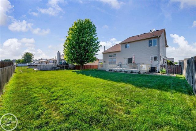 32058 Shadywood Drive, Chesterfield Twp, MI 48047