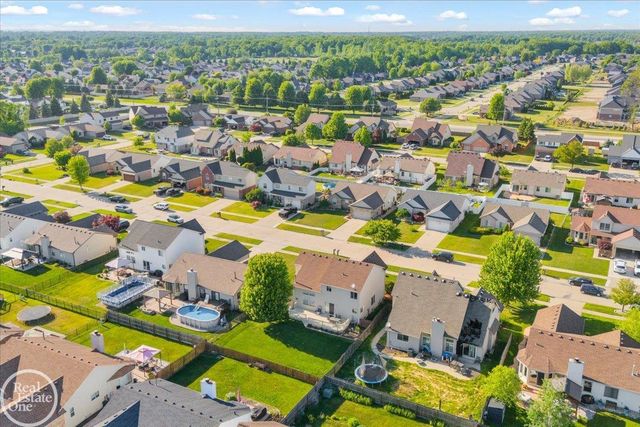 32058 Shadywood Drive, Chesterfield Twp, MI 48047