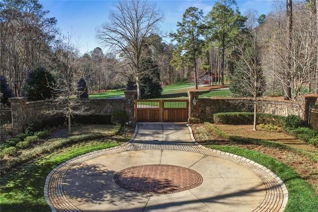 4824 Northside Drive, Atlanta, GA 30327
