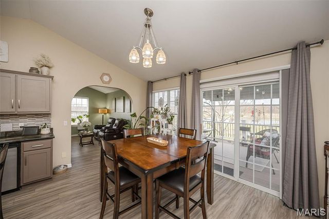 12 Riverside Court, Troy, MO 63379