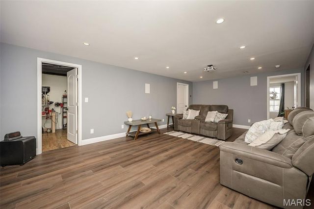 12 Riverside Court, Troy, MO 63379