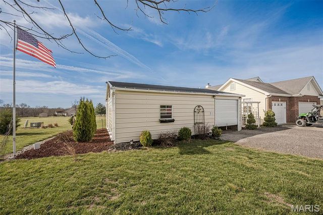 12 Riverside Court, Troy, MO 63379