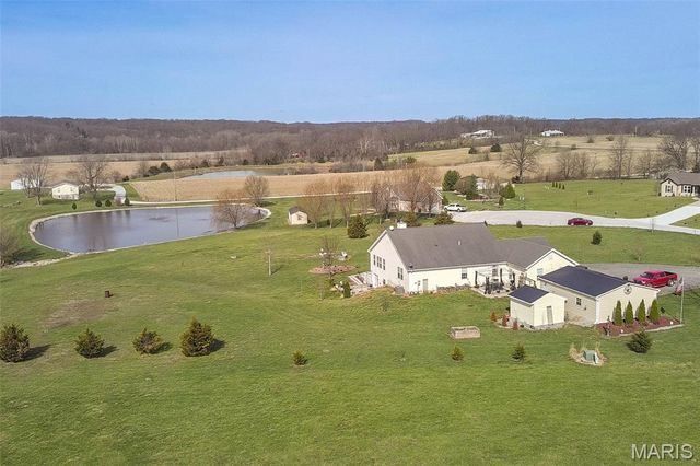 12 Riverside Court, Troy, MO 63379