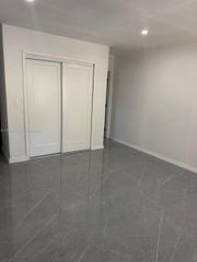 1946 NE 167th St 3A, North Miami Beach, FL 33162