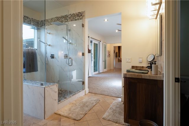 2817 High View Drive, Henderson, NV 89014