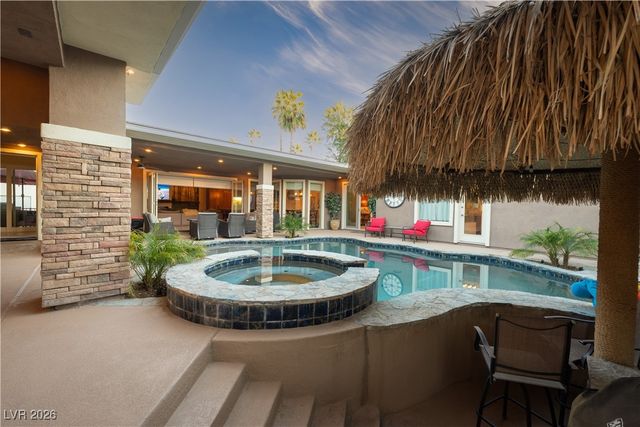 2817 High View Drive, Henderson, NV 89014