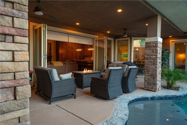 2817 High View Drive, Henderson, NV 89014