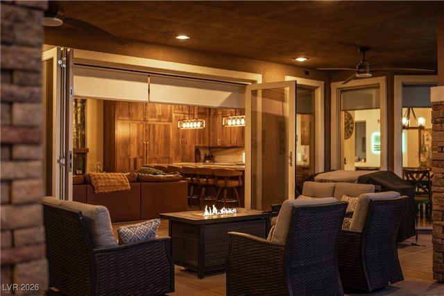 2817 High View Drive, Henderson, NV 89014