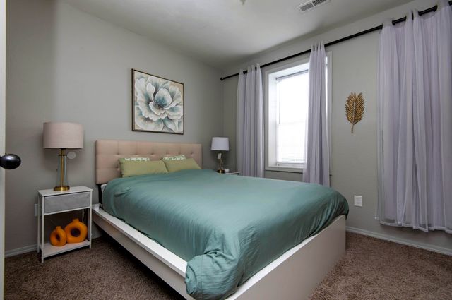 1401 S 13th Street, Ozark, MO 65721