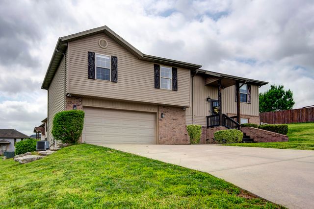 1401 S 13th Street, Ozark, MO 65721