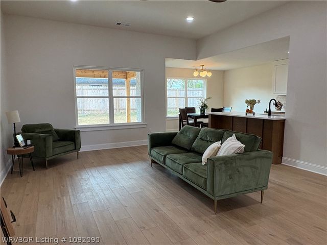 1101 Hunter Drive, Barling, AR 72923