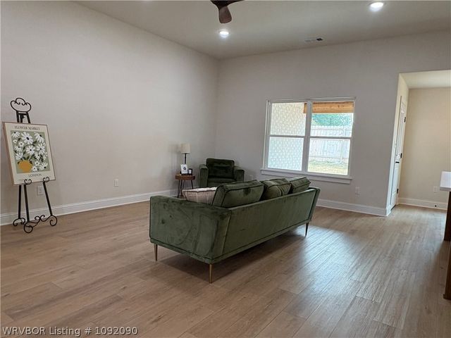 1101 Hunter Drive, Barling, AR 72923