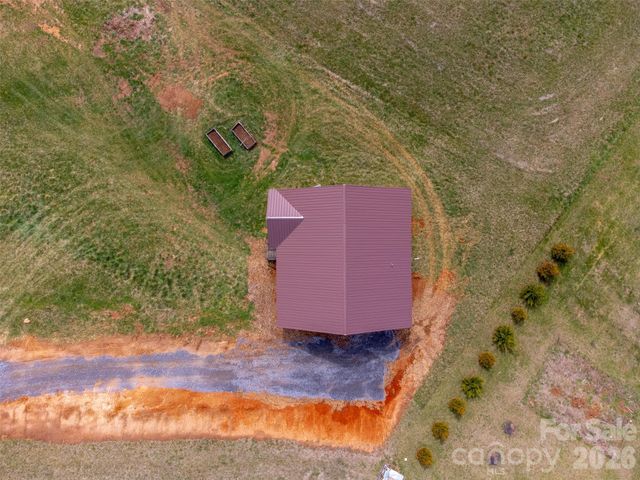 3240 Old Henson Cove Road, Canton, NC 28716