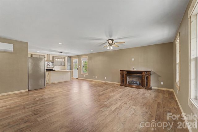 3240 Old Henson Cove Road, Canton, NC 28716