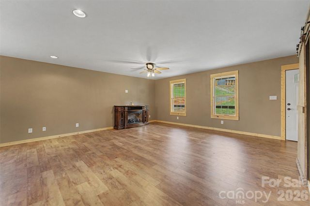 3240 Old Henson Cove Road, Canton, NC 28716