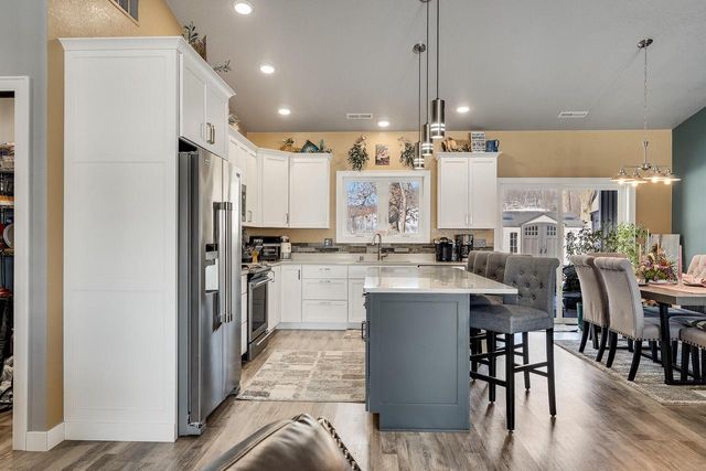 812 Bridle LANE, La Crescent, MN 55947