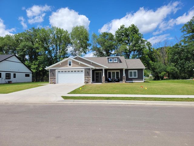 812 Bridle LANE, La Crescent, MN 55947