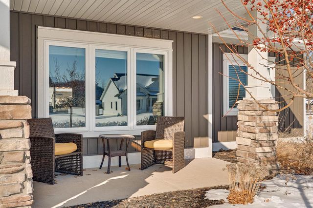 812 Bridle LANE, La Crescent, MN 55947