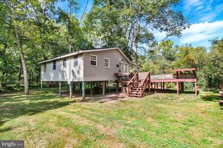 723 N CREEK RD, Abbottstown, PA 17301