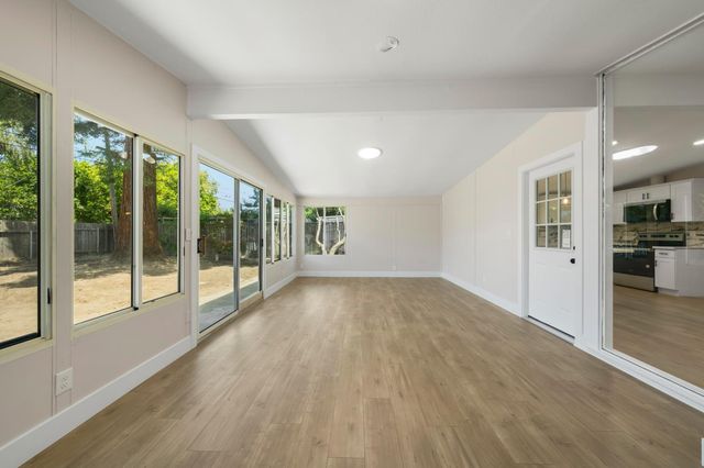 924 Cummins Way, West Sacramento, CA 95605
