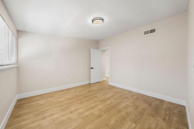 924 Cummins Way, West Sacramento, CA 95605