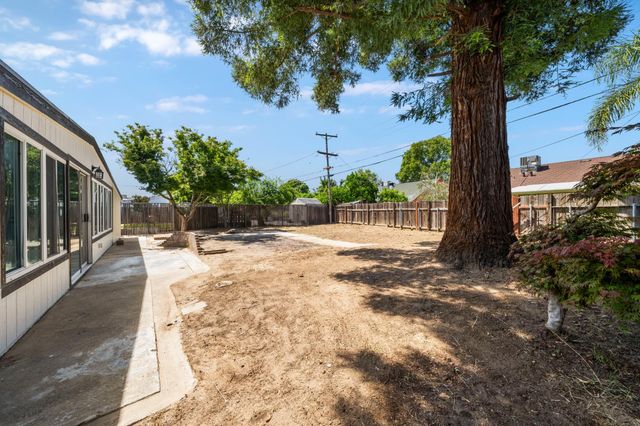 924 Cummins Way, West Sacramento, CA 95605