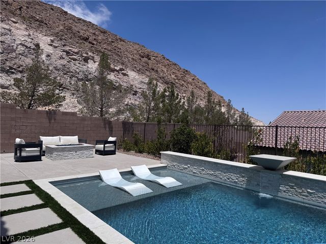 12634 Triangle Reef Court, Las Vegas, NV 89141