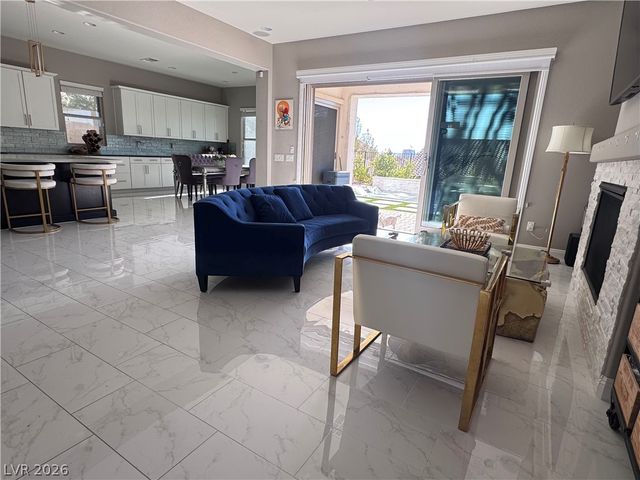 12634 Triangle Reef Court, Las Vegas, NV 89141