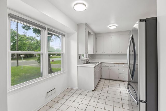 9455 Revere Lane N, Maple Grove, MN 55369