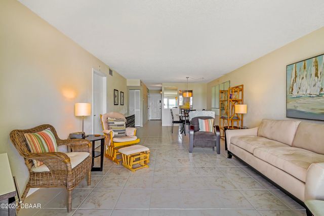 3606 S Peninsula Dr Apt 210, Port Orange, FL 32127