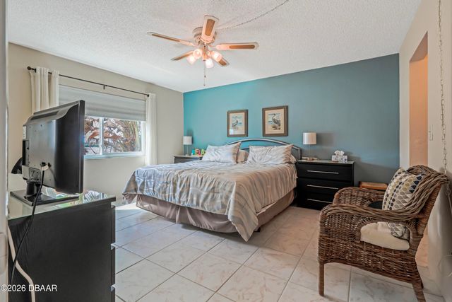 3606 S Peninsula Dr Apt 210, Port Orange, FL 32127