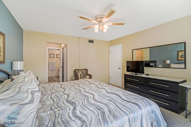 3606 S Peninsula Dr Apt 210, Port Orange, FL 32127