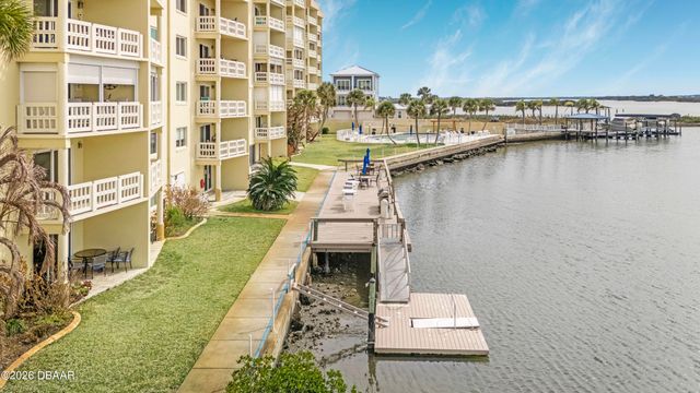 3606 S Peninsula Dr Apt 210, Port Orange, FL 32127