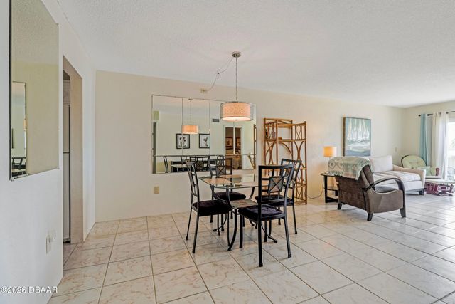 3606 S Peninsula Dr Apt 210, Port Orange, FL 32127