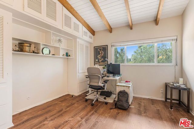 6249 Green Valley Circle, Culver City, CA 90230
