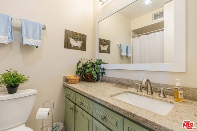 6249 Green Valley Circle, Culver City, CA 90230