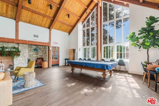 6249 Green Valley Circle, Culver City, CA 90230