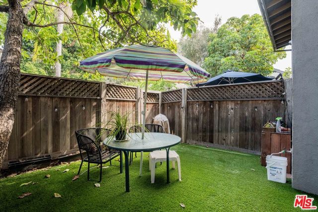 6249 Green Valley Circle, Culver City, CA 90230